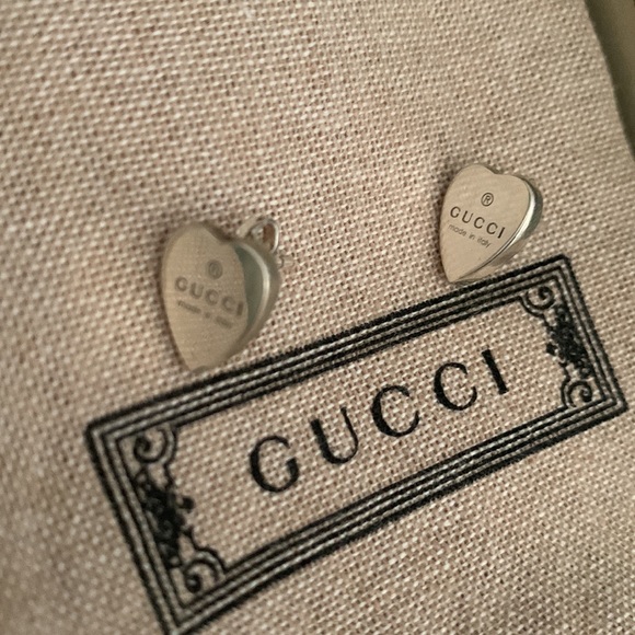 Gucci Trademark Heart Shaped Earrings - Picture 4 of 6